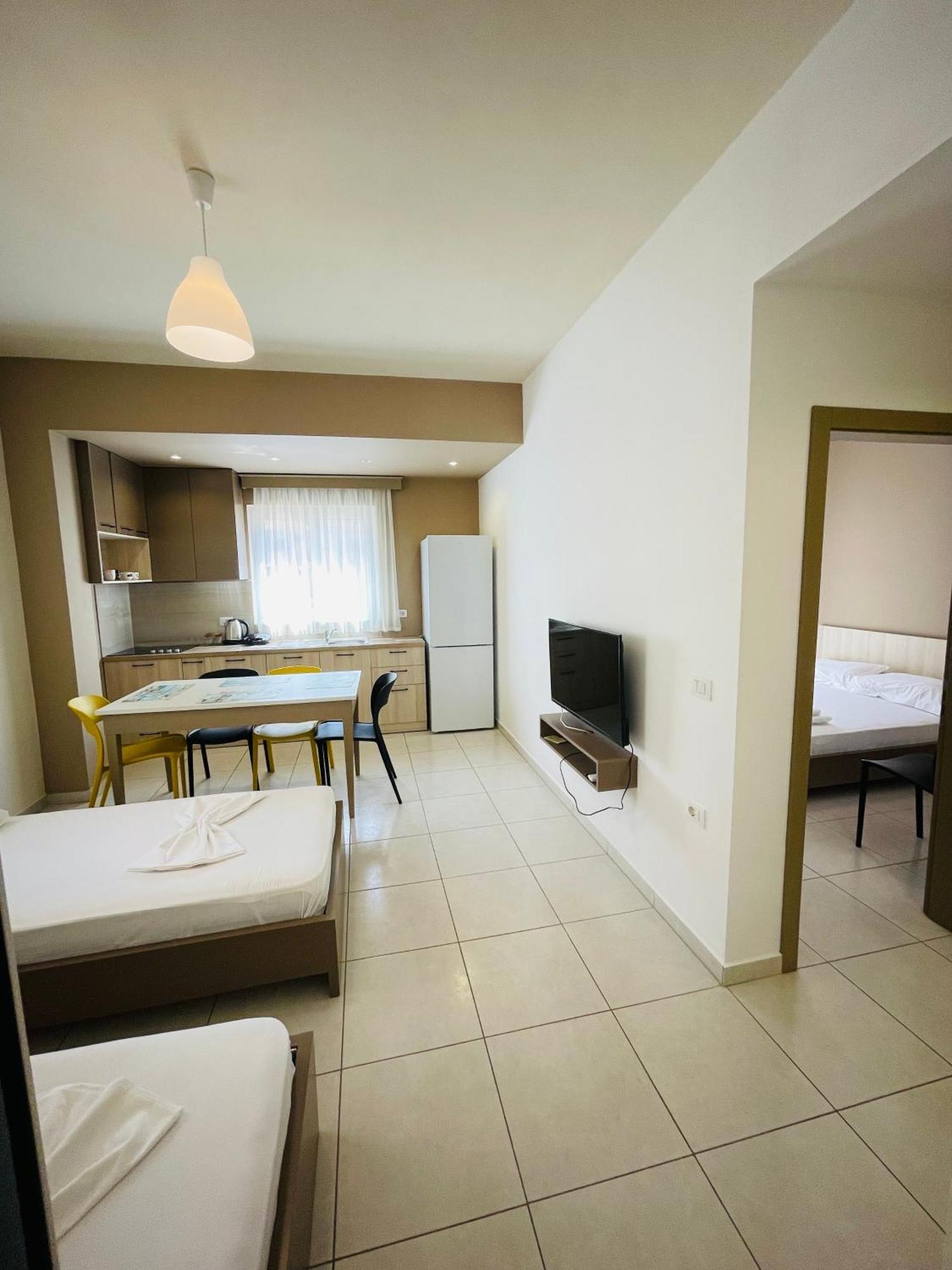 Eliona Apartments Sarande Exterior photo