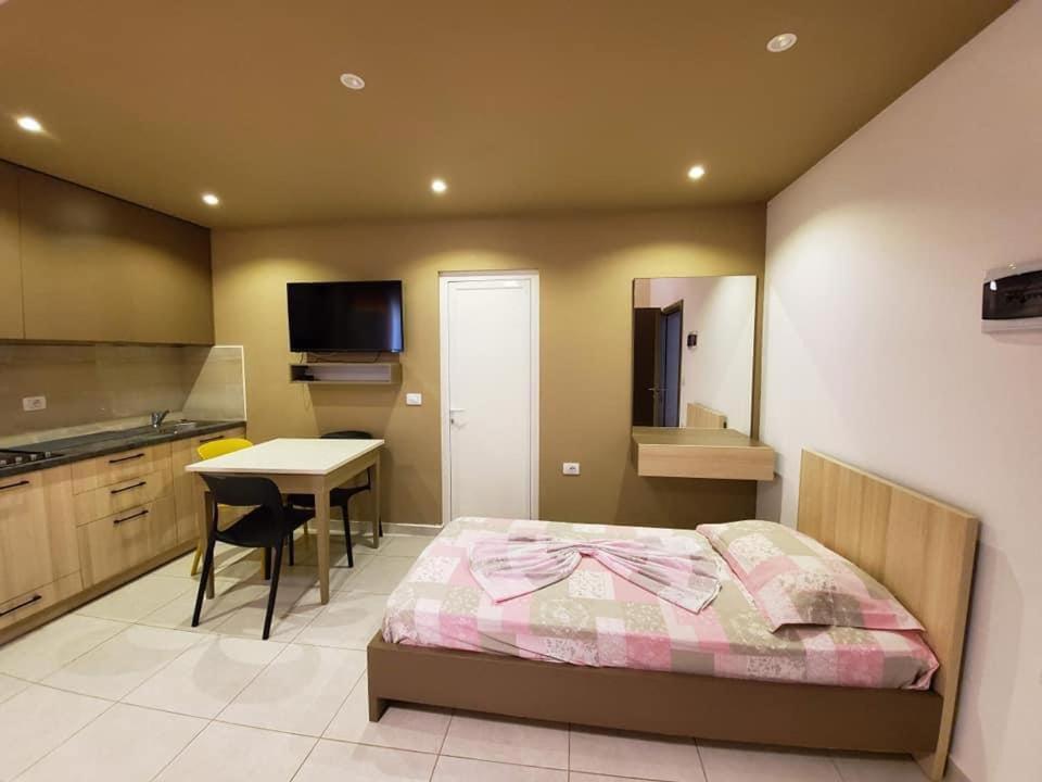 Eliona Apartments Sarande Exterior photo