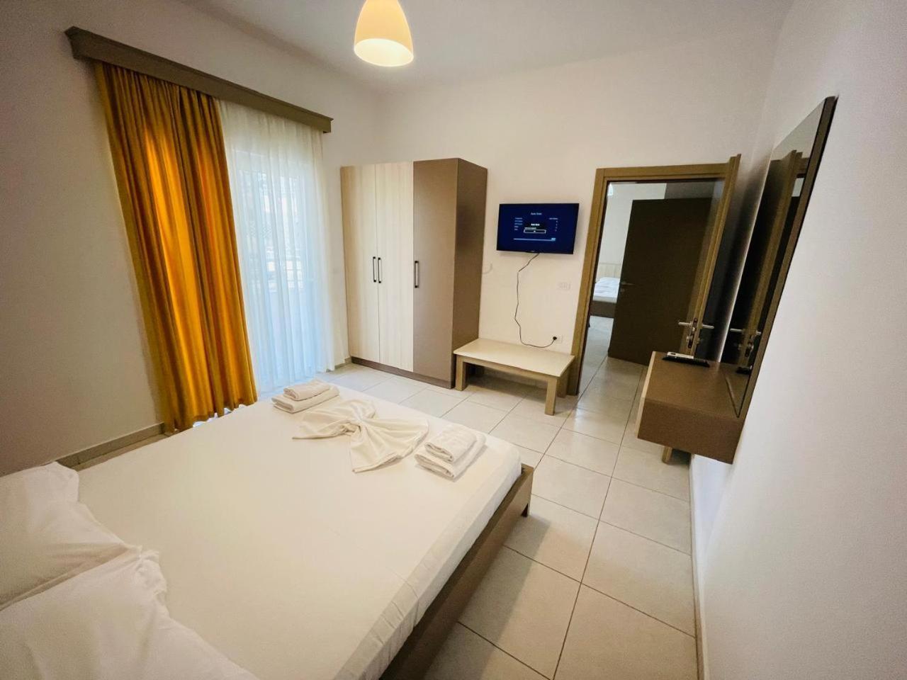 Eliona Apartments Sarande Exterior photo