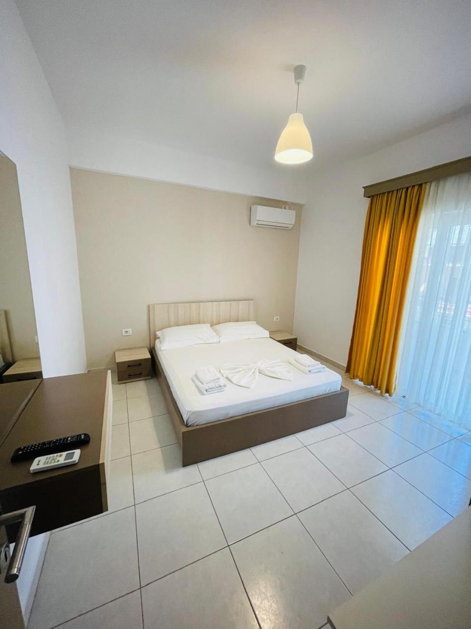 Eliona Apartments Sarande Exterior photo