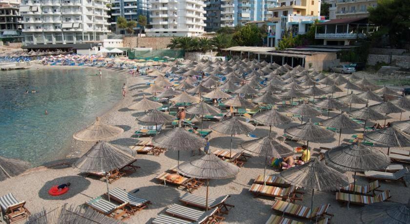 Eliona Apartments Sarande Exterior photo
