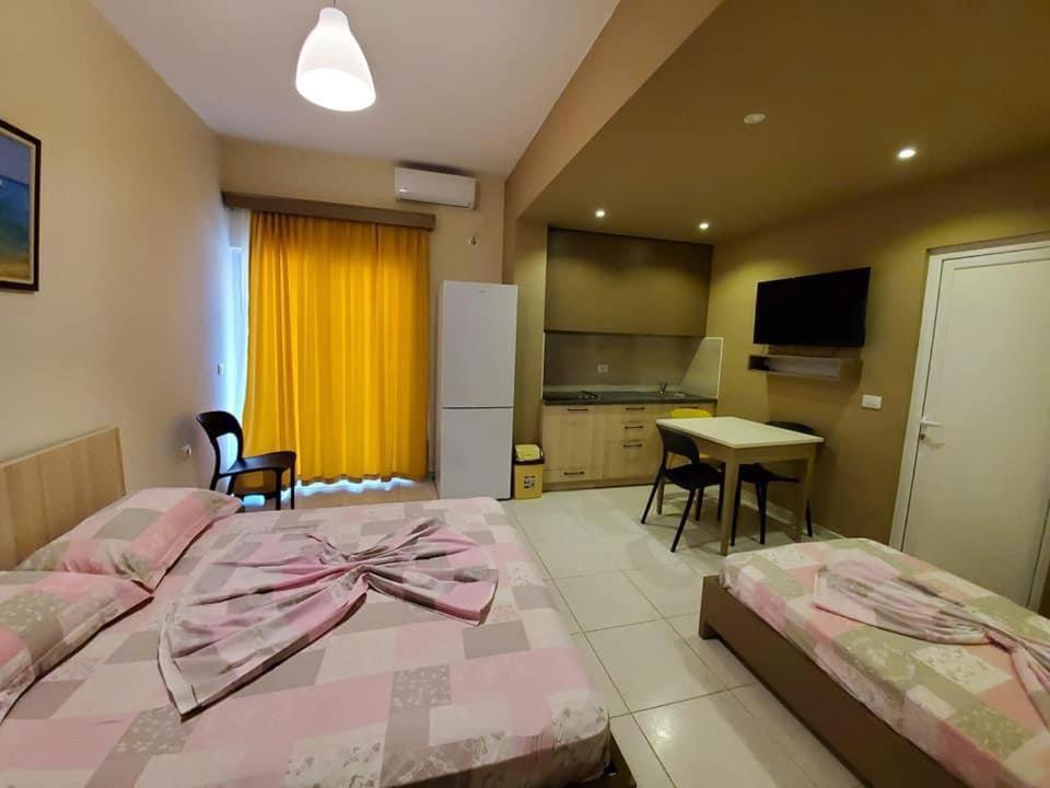 Eliona Apartments Sarande Exterior photo