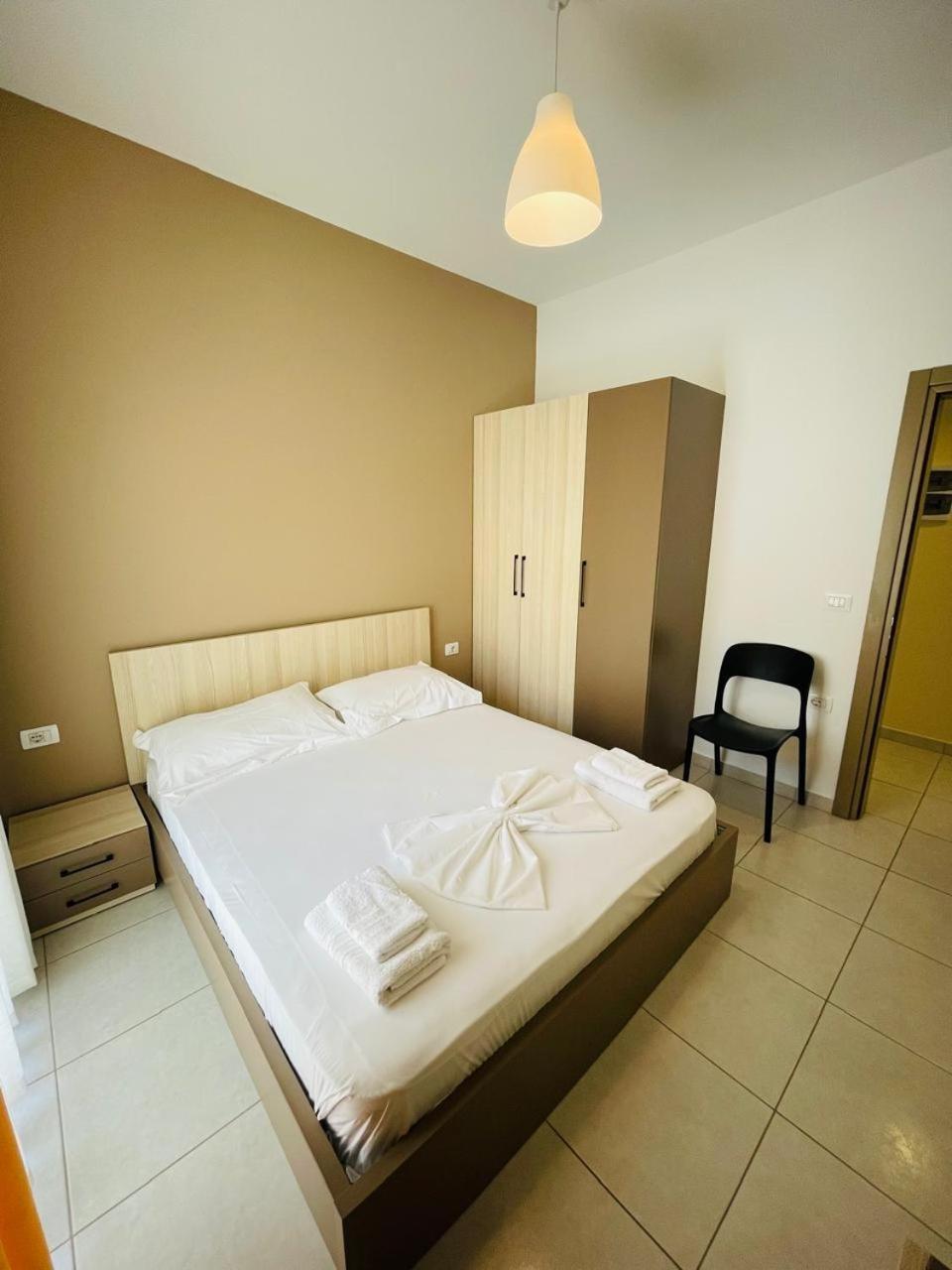 Eliona Apartments Sarande Exterior photo